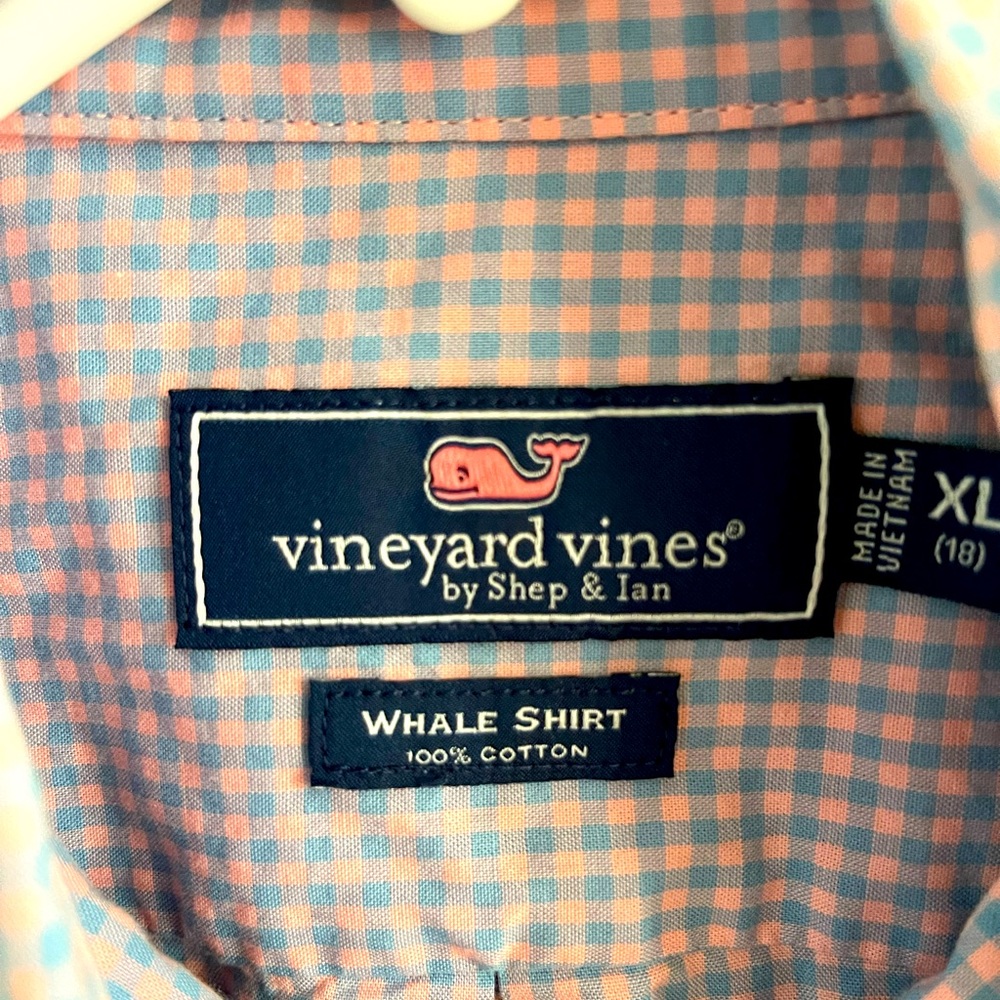 EUC Vineyard Vines Whale Shirt (boys size XL /size 18)